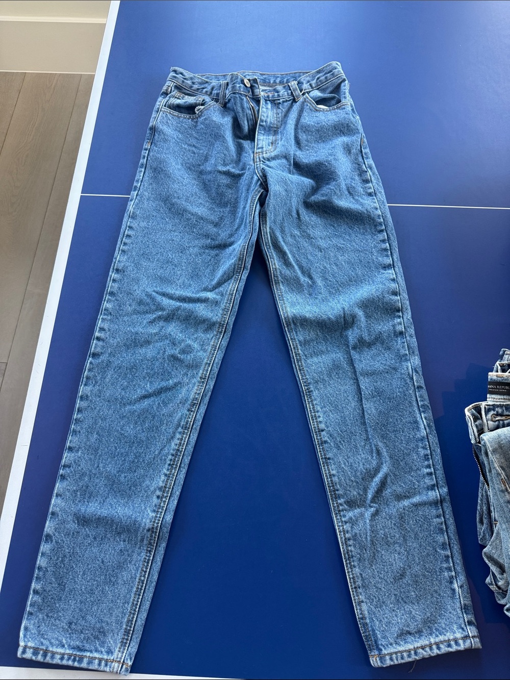 Classic Women J Galt size Small Blue Jeans